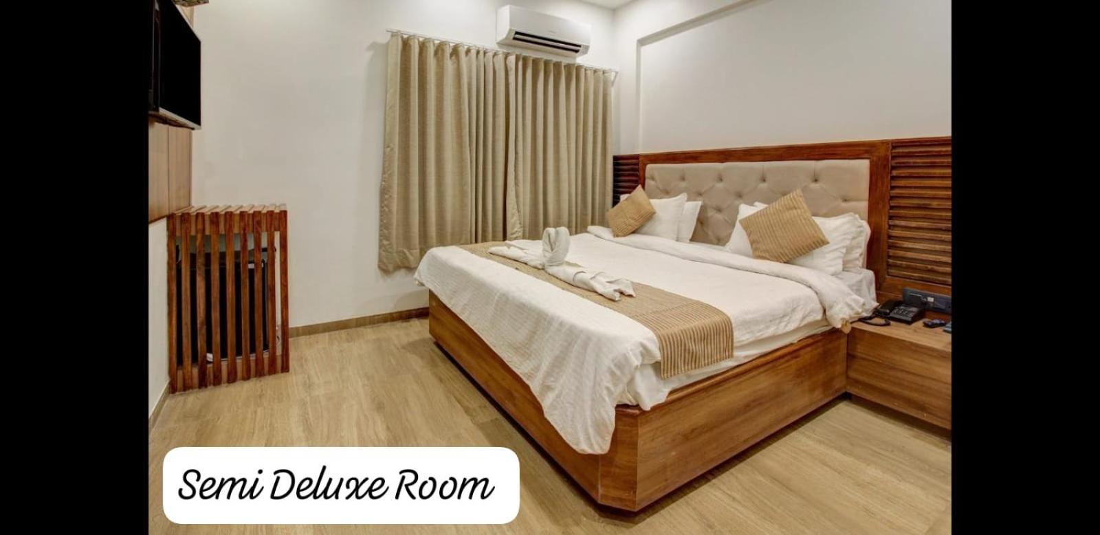 Hotel Evershine ราชโกฎิ ภายนอก รูปภาพ