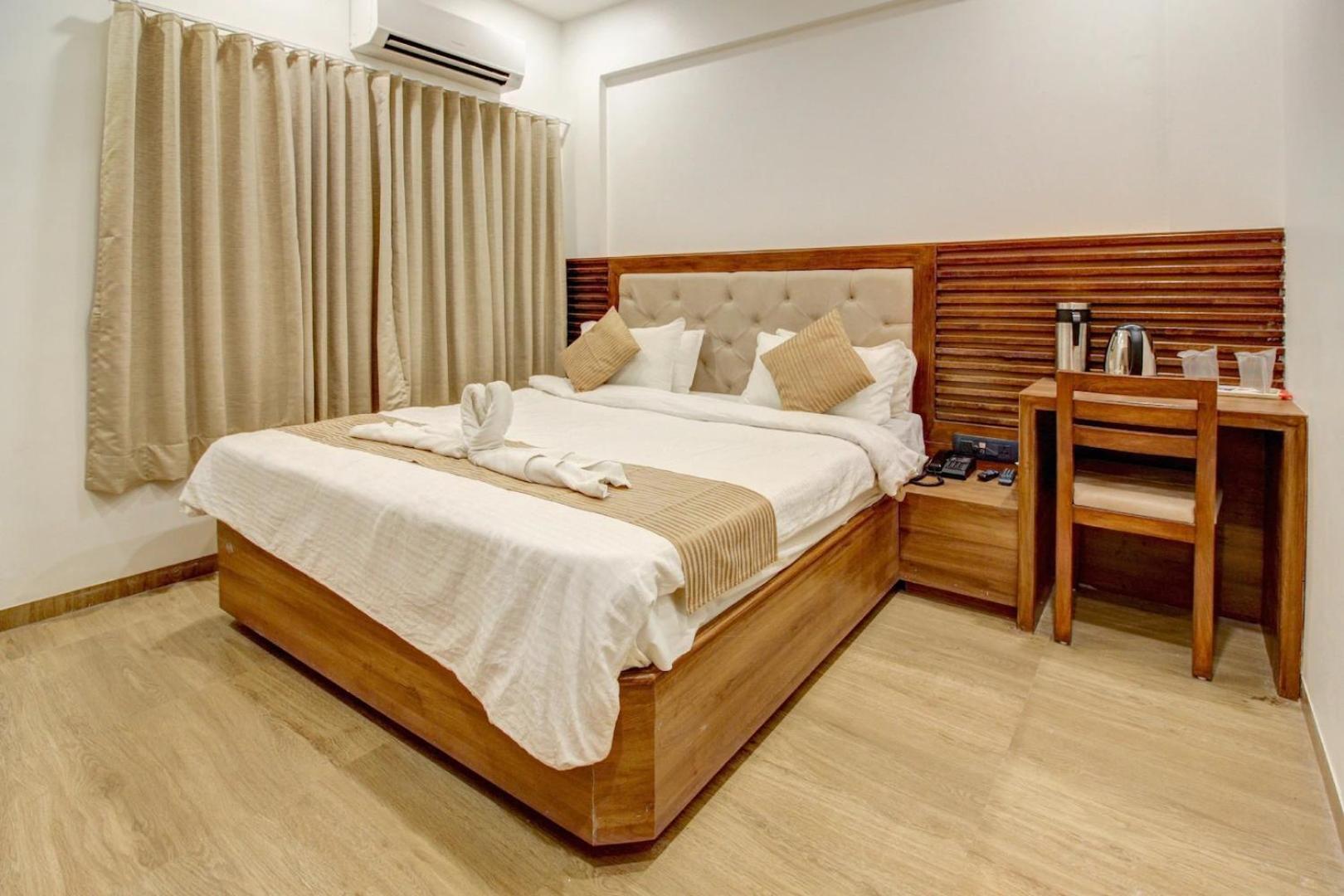 Hotel Evershine ราชโกฎิ ภายนอก รูปภาพ