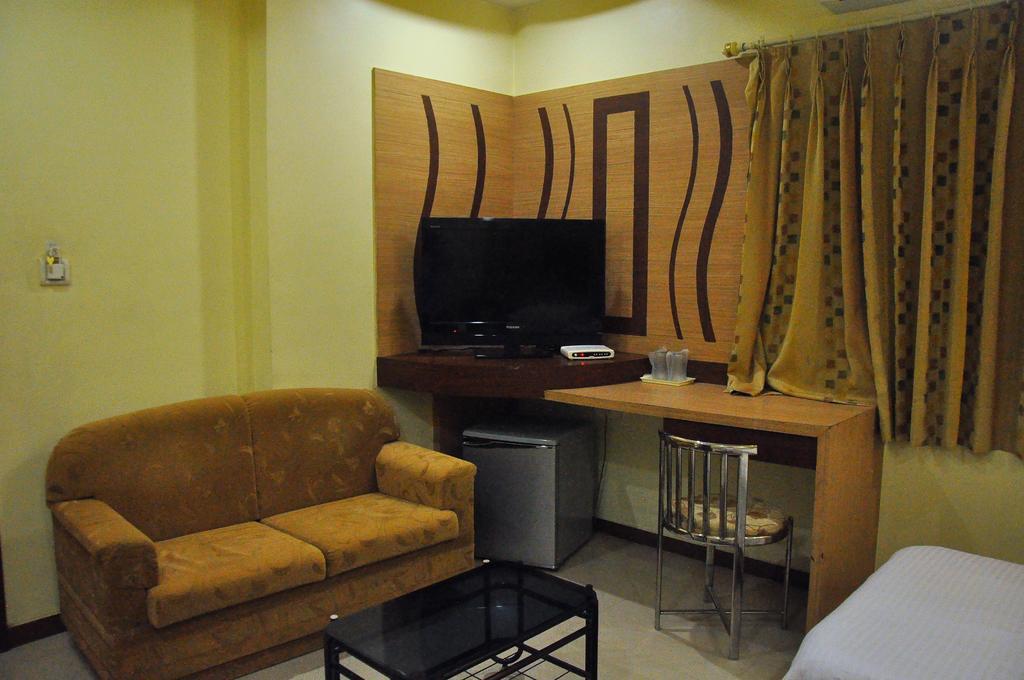 Hotel Evershine ราชโกฎิ ห้อง รูปภาพ