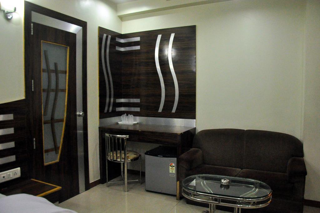 Hotel Evershine ราชโกฎิ ห้อง รูปภาพ